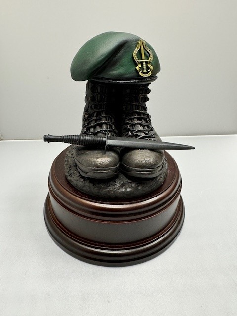 Boots and Beret 2 CDO BEL