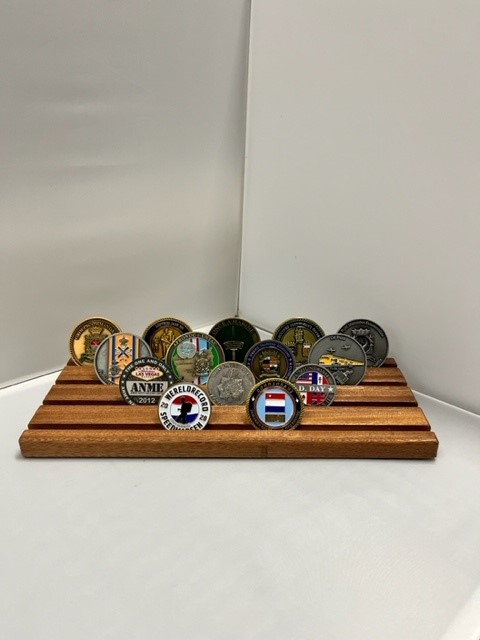 Mahonie Coin Display 30cm