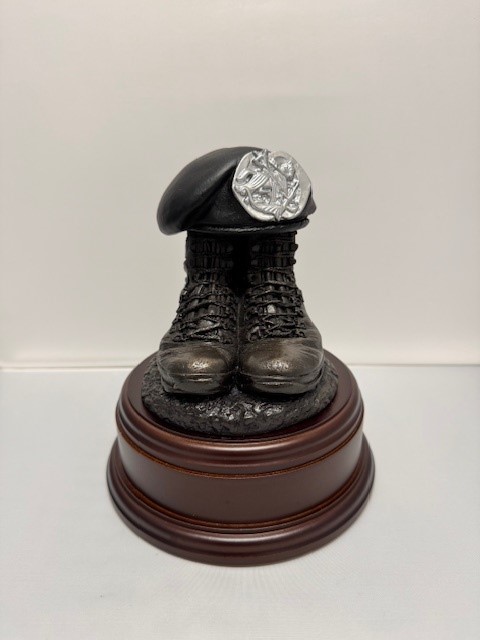 Boots and Beret Cavalerie 13 Mechbrig