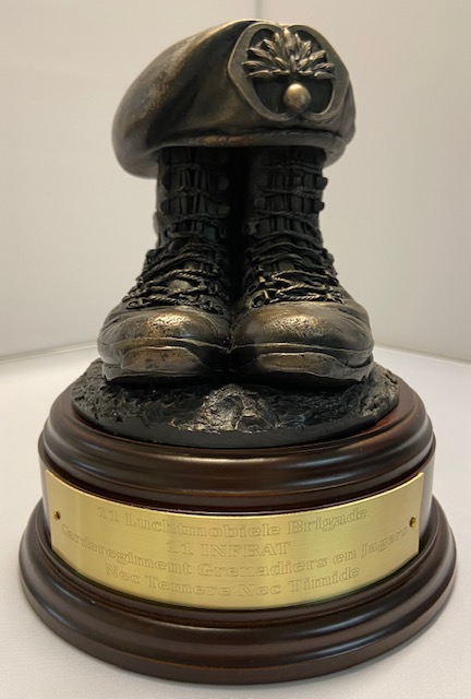 Boots and Beret Grenadiers Gravure