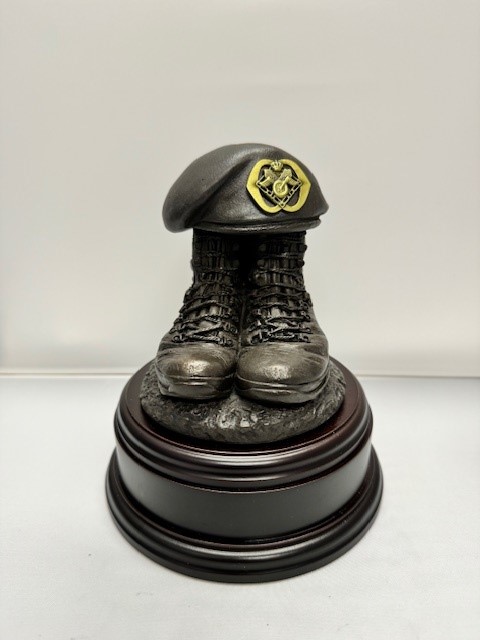 Boots and Beret 110 Transportcie